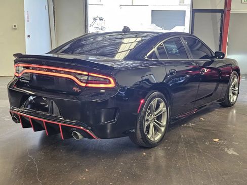 Used 2020 Dodge Charger R/T RWD image 4