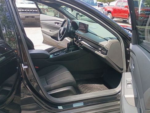 Used 2024 Honda Accord Sport image 15