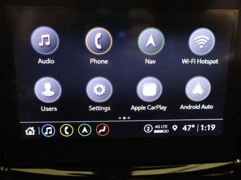 Used 2023 Chevrolet Traverse RS image 24