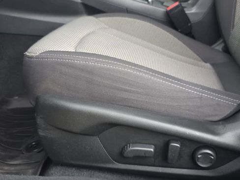 Used 2024 Subaru Crosstrek 2.0i Premium image 28