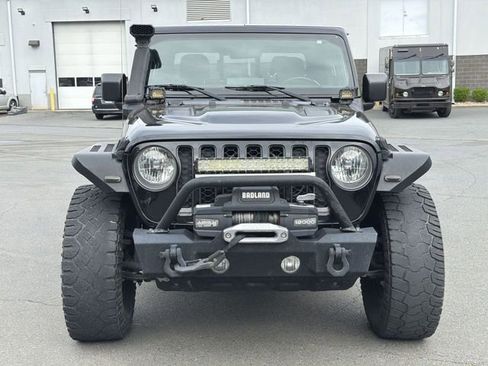 Used 2021 Jeep Gladiator Rubicon AWD/4WD image 16