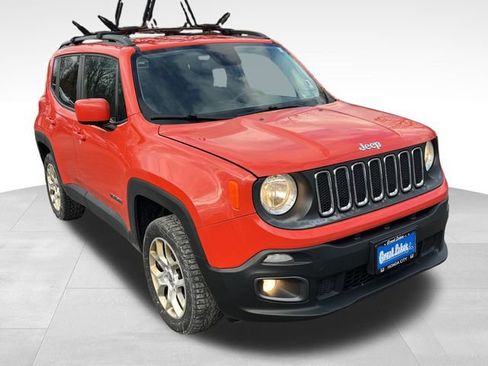 Used 2017 Jeep Renegade Latitude image 13