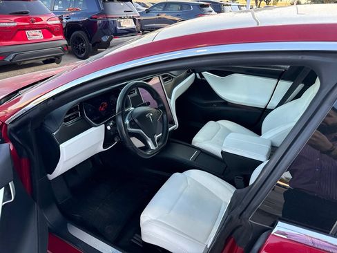Used 2017 Tesla Model S 75 RWD image 7