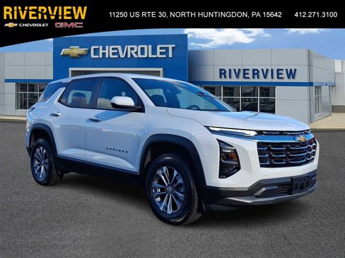 Used 2025 Chevrolet Equinox LT image 1