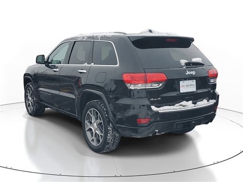 Used 2021 Jeep Grand Cherokee Overland image 3