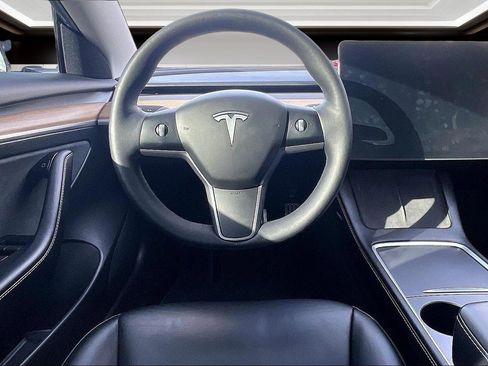 Used 2021 Tesla Model 3 Performance image 5