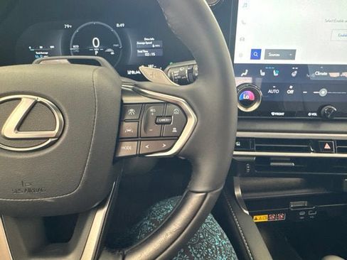New 2026 Lexus RX 450h AWD image 21