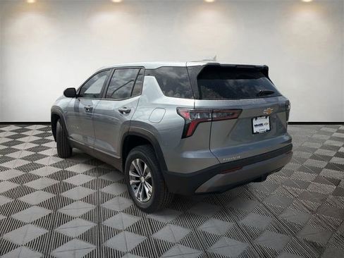 New 2026 Chevrolet Equinox LT FWD image 7