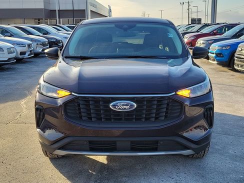 Certified 2023 Ford Escape Active image 2