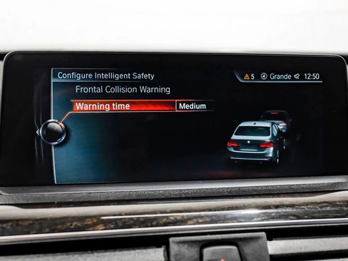 Used 2017 BMW 340i Sedan image 38