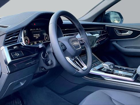 Used 2026 Audi Q8 Premium Plus AWD/4WD image 16