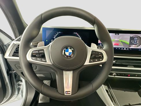 New 2026 BMW X5 xDrive40i w/ M Sport Package image 11