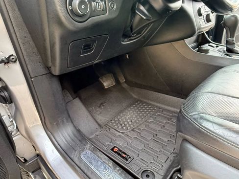 Used 2020 Jeep Cherokee Limited AWD/4WD image 46