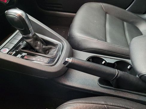 Used 2016 Volkswagen Jetta SEL image 26