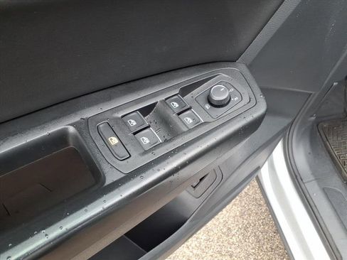 Used 2019 Volkswagen Atlas SE image 26