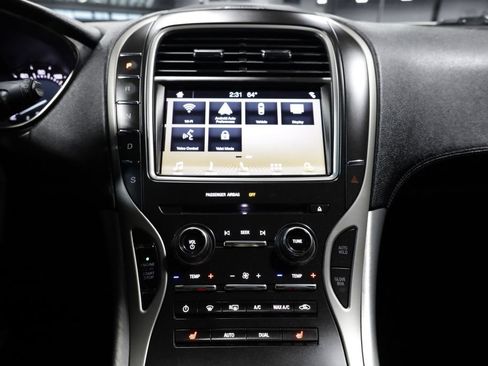 Used 2016 Lincoln MKX Premiere AWD/4WD image 36