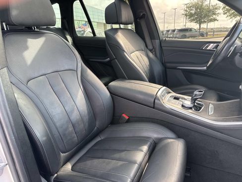 Used 2022 BMW X5 sDrive40i w/ M Sport Package image 14