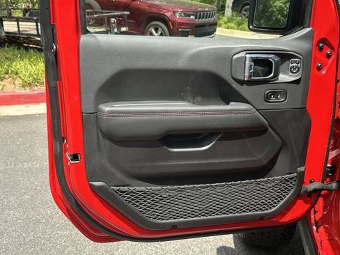 New 2026 Jeep Wrangler Unlimited Rubicon AWD/4WD image 10