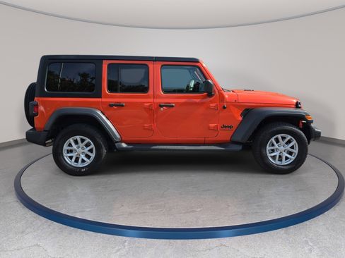 Certified 2023 Jeep Wrangler Unlimited Sport AWD/4WD image 4