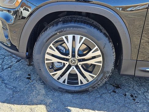 New 2025 Mercedes-Benz GLB 250 image 13