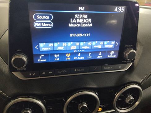 Used 2025 Nissan Sentra SV FWD image 25