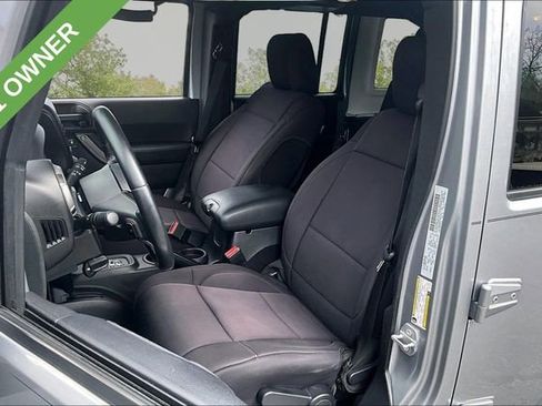 Used 2015 Jeep Wrangler Unlimited Sport w/ Quick Order Package 24S AWD/4WD image 22