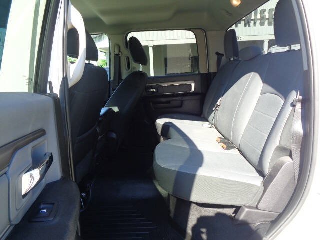 Used 2022 RAM 1500 Classic SLT w/ Electronics Group AWD/4WD image 19
