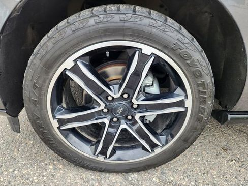 Certified 2019 Ford Expedition Limited w/ Equipment Group 303A AWD/4WD image 20