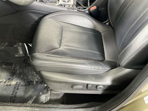 Used 2022 Subaru Forester Touring image 19