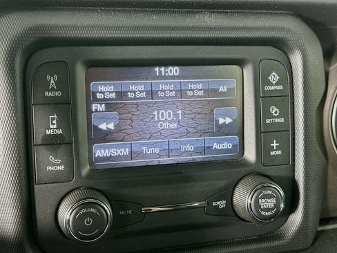 Used 2018 Jeep Wrangler Unlimited Sport S AWD/4WD image 19