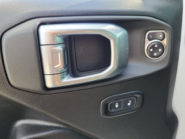 Used 2024 Jeep Wrangler Sport AWD/4WD image 17
