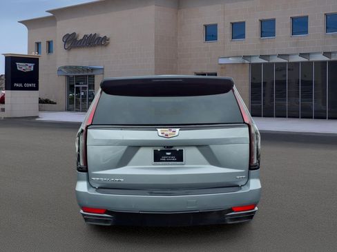 Used 2023 Cadillac Escalade ESV Sport Platinum AWD/4WD image 6