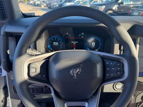 New 2025 Ford Bronco 4-Door AWD/4WD image 24