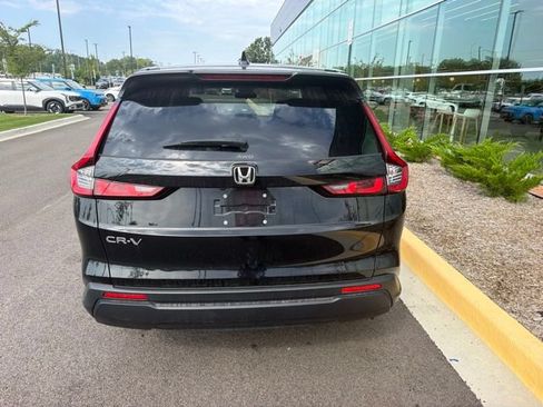 Used 2024 Honda CR-V EX image 8