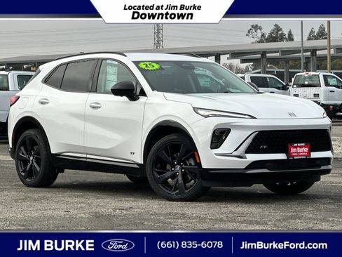 Used 2025 Buick Envision Sport Touring image 1