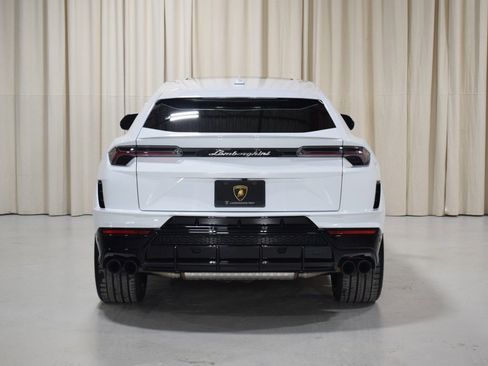 Used 2024 Lamborghini Urus S image 11