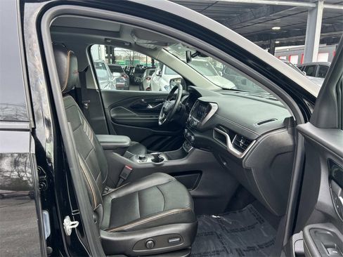 Used 2023 GMC Terrain AT4 image 18