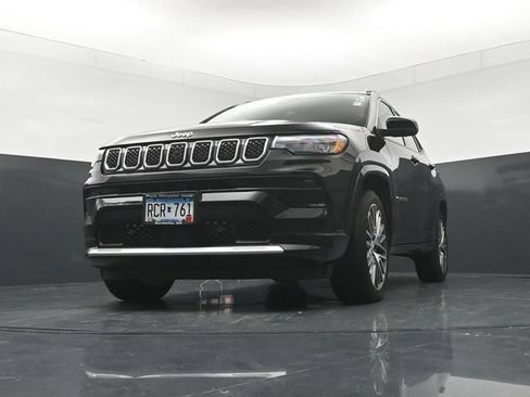 Used 2024 Jeep Compass Limited w/ Elite Group AWD/4WD image 19