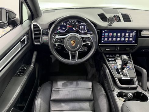 Used 2022 Porsche Cayenne Platinum Edition AWD/4WD image 25