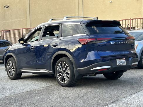 Certified 2026 INFINITI QX60 Luxe w/ Cargo Package image 4