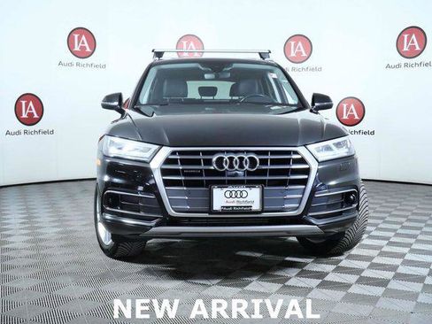 Used 2018 Audi Q5 Prestige w/ Prestige Package image 3