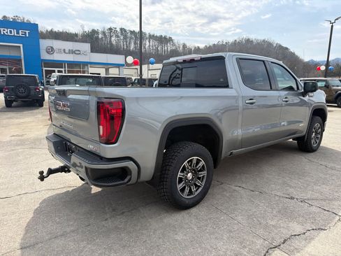 Used 2024 GMC Sierra 1500 AT4 w/ Technology Package image 6