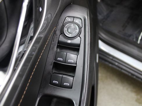 Used 2020 Chevrolet Traverse RS w/ LPO, Floor Liner Package FWD image 44