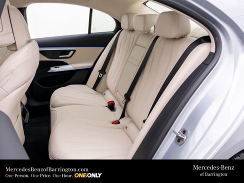 New 2026 Mercedes-Benz E 350 4MATIC Sedan image 21