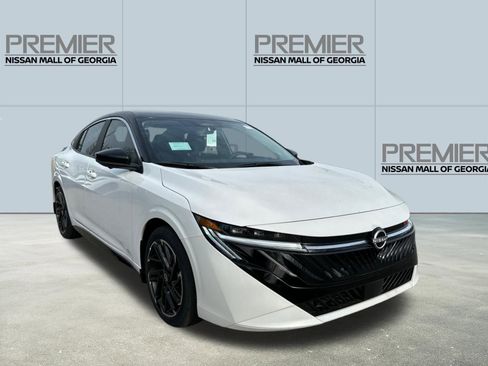 New 2026 Nissan Sentra SR w/ SR Premium Package FWD image 3
