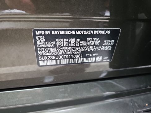 Used 2026 BMW X5 xDrive40i w/ Executive Package image 39