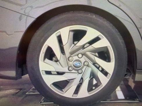 Used 2023 Subaru Legacy Limited AWD/4WD image 8