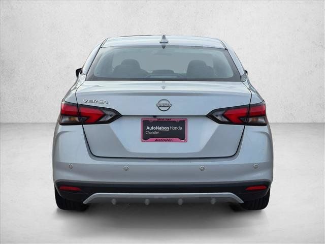 Used 2025 Nissan Versa SV FWD image 6