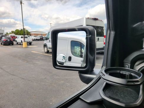 Used 2023 Jeep Wrangler Sport S image 10