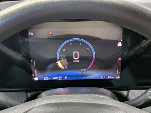 Used 2024 Chevrolet TrailBlazer LS w/ LS Convenience Package AWD/4WD image 22